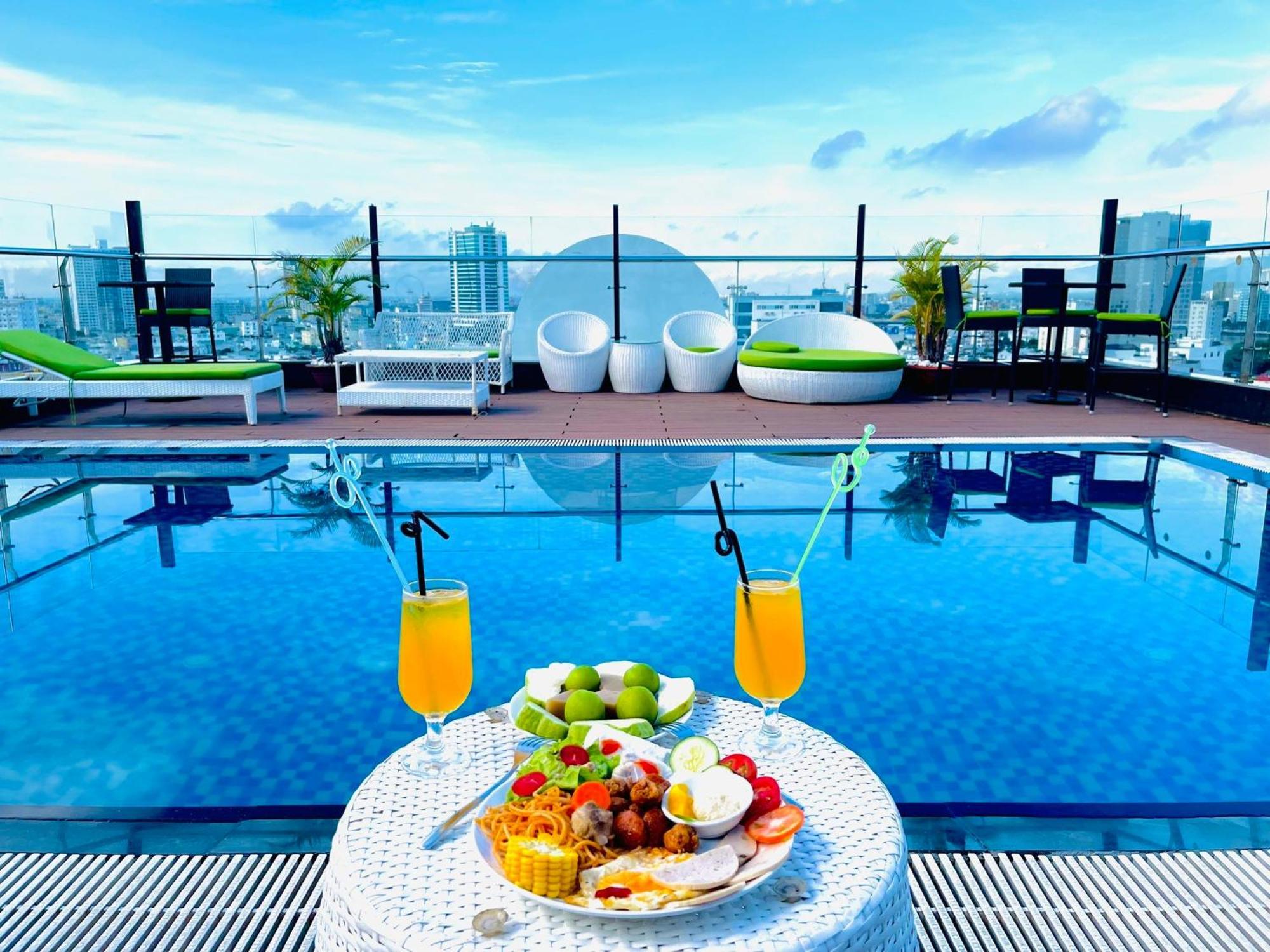 Roliva Hotel & Apartment Danang Экстерьер фото